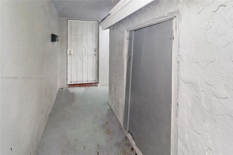 Touwnhouse à vendre à North Lauderdale, Floride: 3 chambres, 106.56 m2 № 2276762 - photo 21