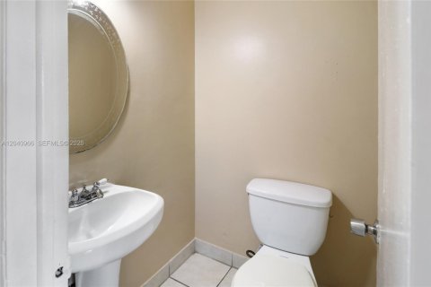 Touwnhouse à vendre à North Lauderdale, Floride: 3 chambres, 106.56 m2 № 2276762 - photo 7