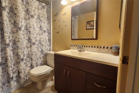 Condominio en venta en Delray Beach, Florida, 1 dormitorio, 84.54 m2 № 1645737 - foto 18