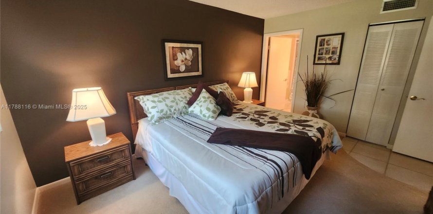 Condominio en Delray Beach, Florida, 1 dormitorio  № 1645737