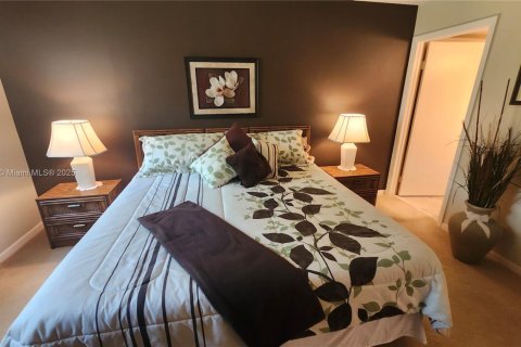 Condominio en venta en Delray Beach, Florida, 1 dormitorio, 84.54 m2 № 1645737 - foto 2