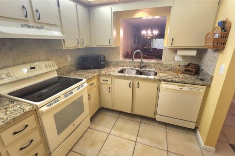 Condominio en venta en Delray Beach, Florida, 1 dormitorio, 84.54 m2 № 1645737 - foto 8