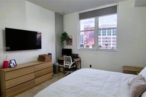 Купить кондоминиум в Майами, Флорида 1 спальня, 69.03м2, № 1965875 - фото 16