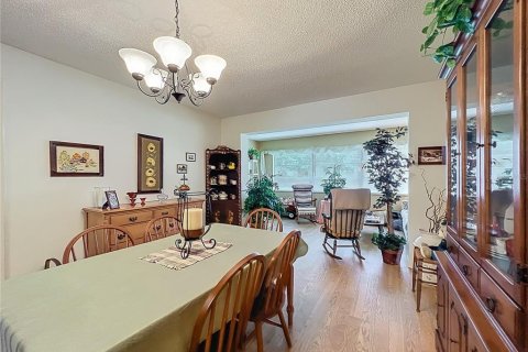 Condo in Ocala, Florida, 2 bedrooms  № 1883428 - photo 15