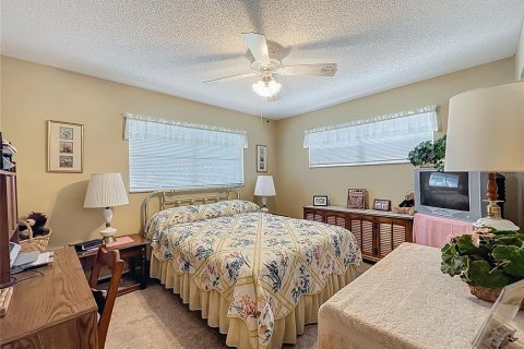 Condo in Ocala, Florida, 2 bedrooms  № 1883428 - photo 11