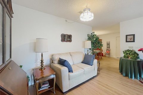 Condo in Ocala, Florida, 2 bedrooms  № 1883428 - photo 21
