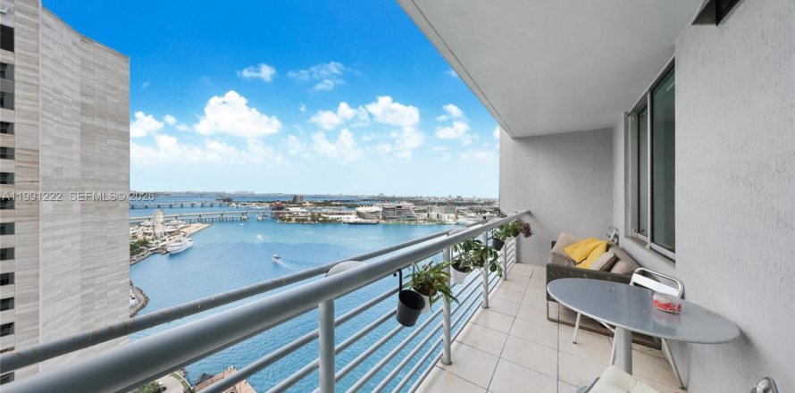 Condo à Miami, Floride, 1 chambre  № 2052191