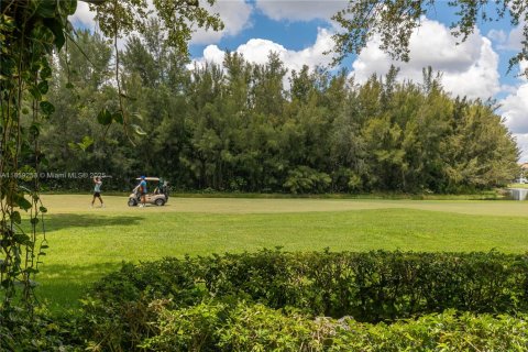 Condo in Pembroke Pines, Florida, 1 bedroom  № 2018865 - photo 18