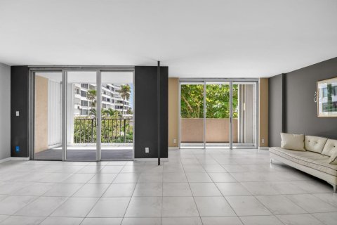 Condominio en venta en South Palm Beach, Florida, 2 dormitorios, 98.94 m2 № 2172299 - foto 9