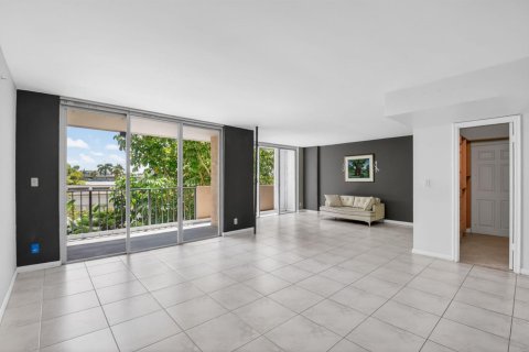 Condominio en venta en South Palm Beach, Florida, 2 dormitorios, 98.94 m2 № 2172299 - foto 8