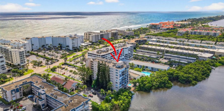 Condominio en South Palm Beach, Florida, 2 dormitorios  № 2172299