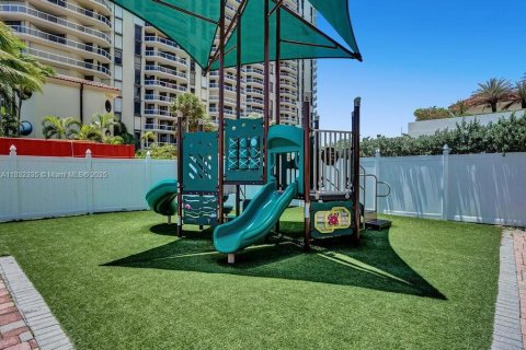 Купить кондоминиум в Авентура, Флорида 3 спальни, 303.23м2, № 1809413 - фото 28