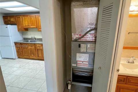 Villa ou maison à louer à Tamarac, Floride: 1 chambre, 51.1 m2 № 1972940 - photo 22