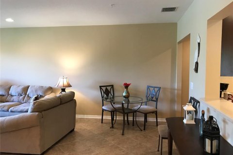 Condominio en alquiler en Bradenton, Florida, 3 dormitorios, 128.3 m2 № 1842018 - foto 7