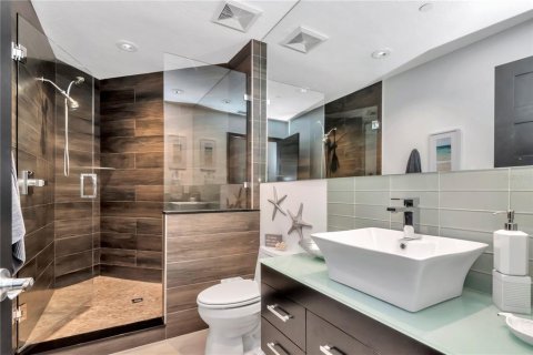 Condo in Tampa, Florida, 2 bedrooms  № 2109021 - photo 26