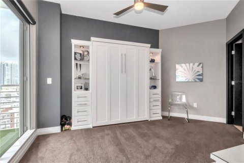 Condo in Tampa, Florida, 2 bedrooms  № 2109021 - photo 12