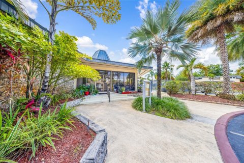 Купить таунхаус в Майами, Флорида 2 спальни, 125.05м2, № 2050407 - фото 14