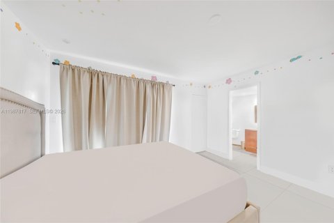 Купить таунхаус в Майами, Флорида 2 спальни, 125.05м2, № 2050407 - фото 8