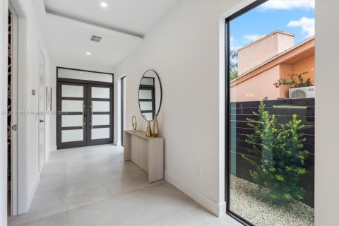 Купить таунхаус в Форт-Лодердейл, Флорида 3 спальни, 234.67м2, № 1970367 - фото 8