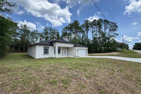 Villa ou maison à vendre à Citrus Springs, Floride: 3 chambres, 142.05 m2 № 1784909 - photo 4