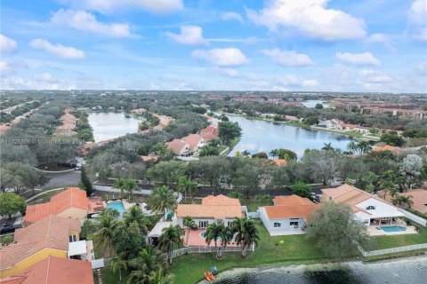 House in Miramar, Florida 4 bedrooms, 166.67 sq.m. № 1483391 - photo 18