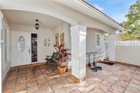 House in Miramar, Florida 4 bedrooms, 166.67 sq.m. № 1483391 - photo 27