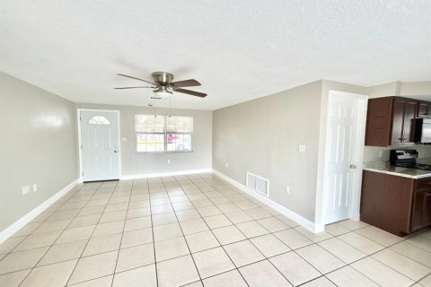House in Holiday, Florida 3 bedrooms, 79.9 sq.m. № 2221026 - photo 7