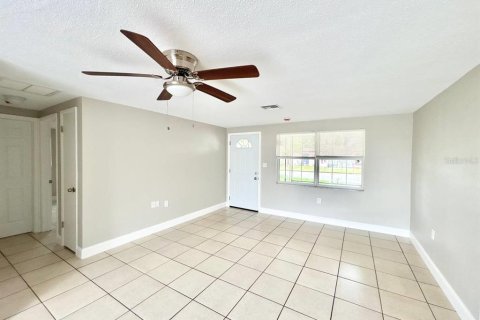 House in Holiday, Florida 3 bedrooms, 79.9 sq.m. № 2221026 - photo 6