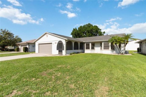Villa ou maison à vendre à Orlando, Floride: 3 chambres, 177.35 m2 № 1759713 - photo 2