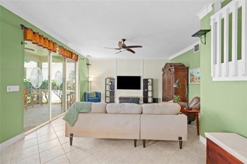 House in Orlando, Florida 4 bedrooms, 274.9 sq.m. № 2236088 - photo 17