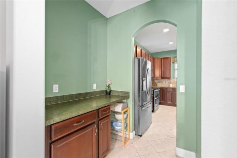 House in Orlando, Florida 4 bedrooms, 274.9 sq.m. № 2236088 - photo 9