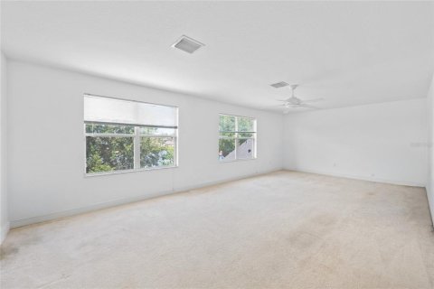 House in Orlando, Florida 4 bedrooms, 274.9 sq.m. № 2236088 - photo 27