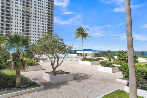 Condominio en venta en Hollywood, Florida, 2 dormitorios, 110.55 m2 № 1794381 - foto 27