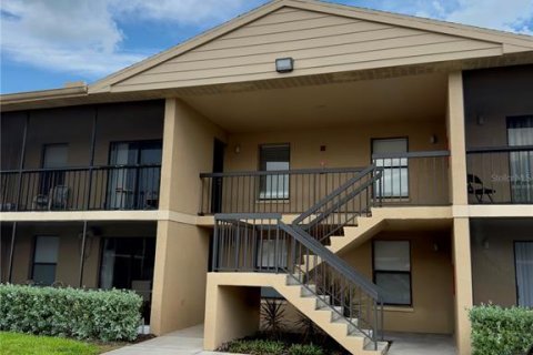 Condo in Fort Myers, Florida, 2 bedrooms  № 2224887 - photo 27