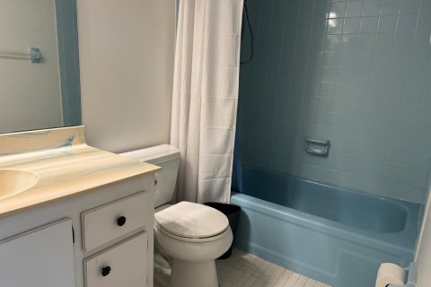 Condo in Margate, Florida, 2 bedrooms № 2250146 - photo 4