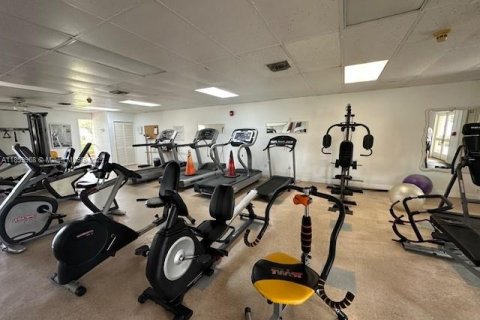 Copropriété à vendre à Miami, Floride: 1 chambre, 82.03 m2 № 2012567 - photo 24