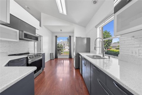 Casa en venta en Kissimmee, Florida, 3 dormitorios, 174.66 m2 № 1737283 - foto 18