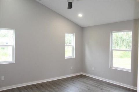 House in Parrish, Florida 4 bedrooms, 153.29 sq.m. № 1911982 - photo 17