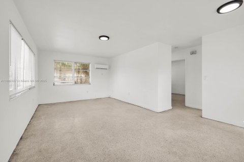 Appartement à louer à Miami, Floride: 1 chambre № 1933110 - photo 5