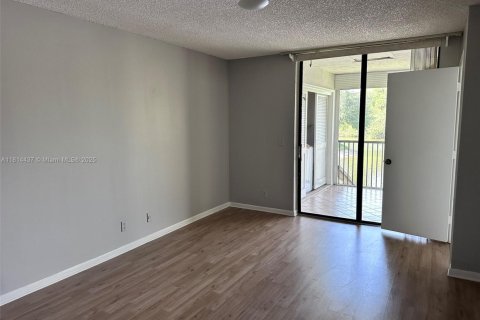 Copropriété à vendre à Coconut Creek, Floride: 3 chambres, 104.05 m2 № 1762947 - photo 27