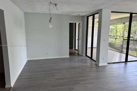 Copropriété à vendre à Coconut Creek, Floride: 3 chambres, 104.05 m2 № 1762947 - photo 4