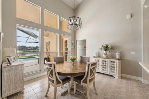 Casa en venta en Tampa, Florida, 4 dormitorios, 299.8 m2 № 1838552 - foto 12