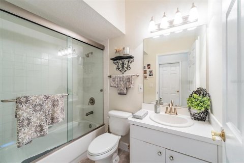 Casa en venta en Tampa, Florida, 4 dormitorios, 299.8 m2 № 1838552 - foto 28