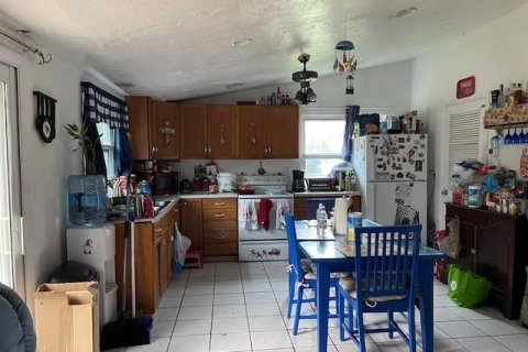 Casa en venta en Dania Beach, Florida, 2 dormitorios, 59.46 m2 № 1093387 - foto 1