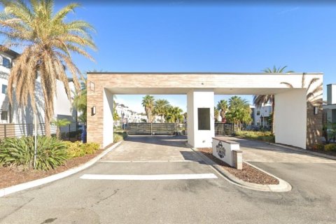 Купить виллу или дом в Дэвенпорт, Флорида 3 спальни, № 1972843 - фото 1