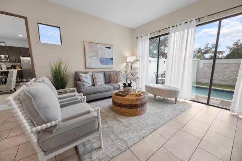 Купить виллу или дом в Дэвенпорт, Флорида 3 спальни, № 1972843 - фото 4