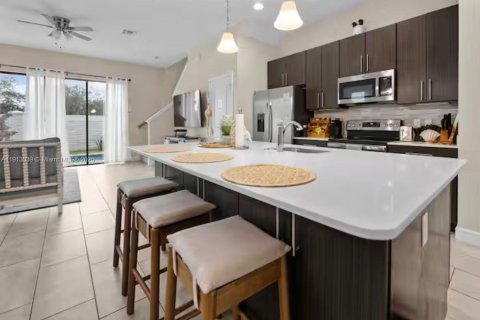 Купить виллу или дом в Дэвенпорт, Флорида 3 спальни, № 1972843 - фото 6