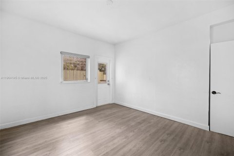 Снять в аренду квартиру в Майами-Бич, Флорида 1 спальня, 60.39м2, № 1955351 - фото 9