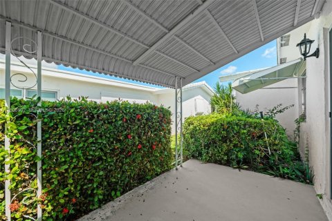 Villa ou maison à vendre à Boynton Beach, Floride: 2 chambres, 132.66 m2 № 2070663 - photo 21