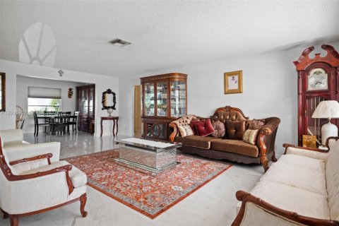 Villa ou maison à vendre à Boynton Beach, Floride: 2 chambres, 132.66 m2 № 2070663 - photo 7